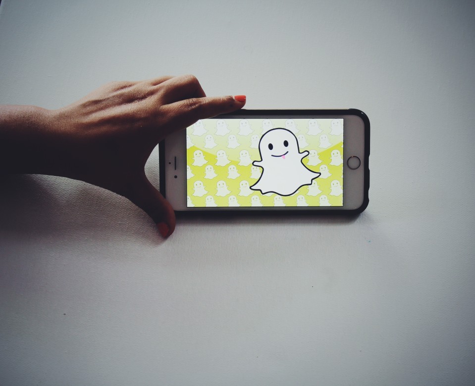 How to make a public profile on snapchat