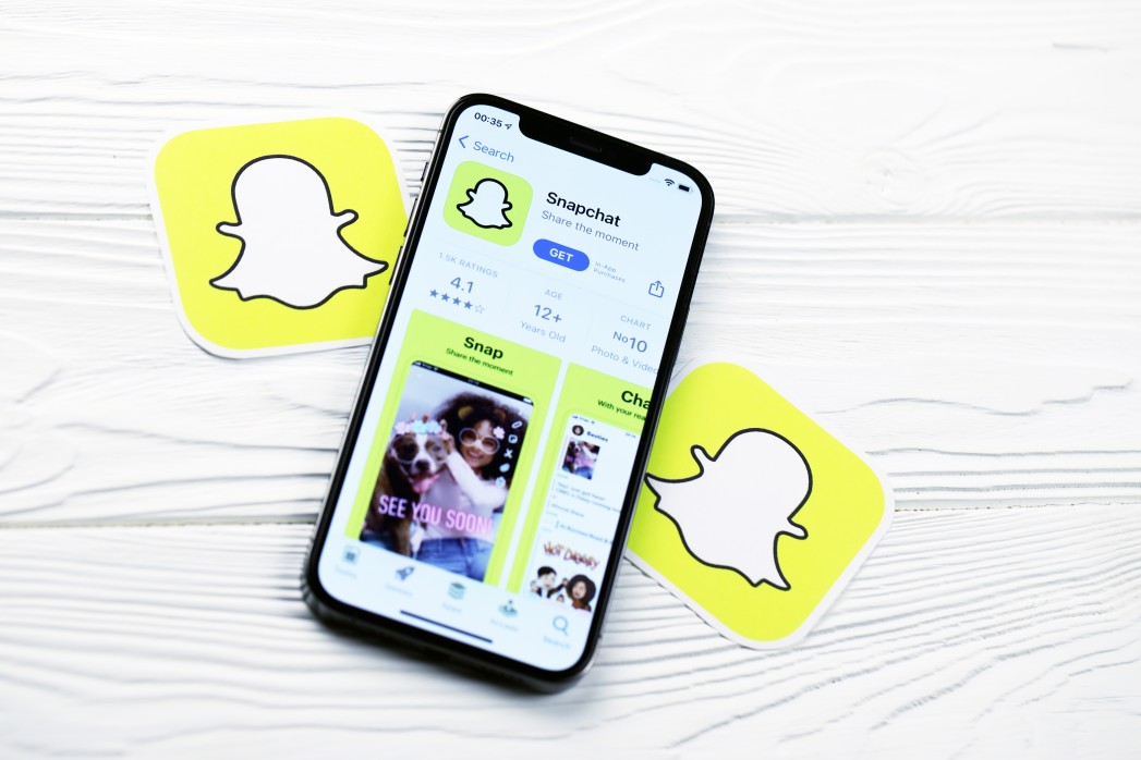 how to get dark mode on snapchat